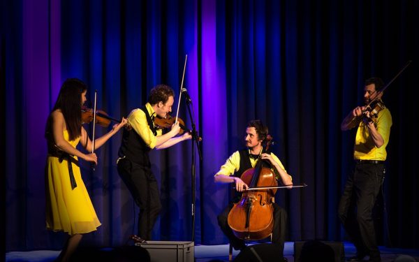 Feuerbach Quartett - Gruppenfoto beim spielen