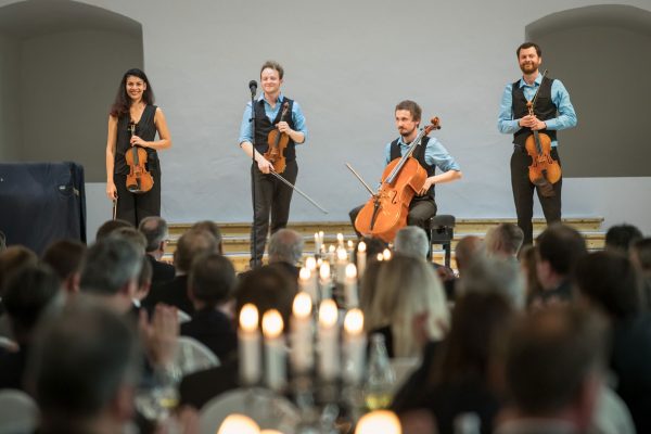 Feuerbach Quartett - Gruppenfoto beim spielen