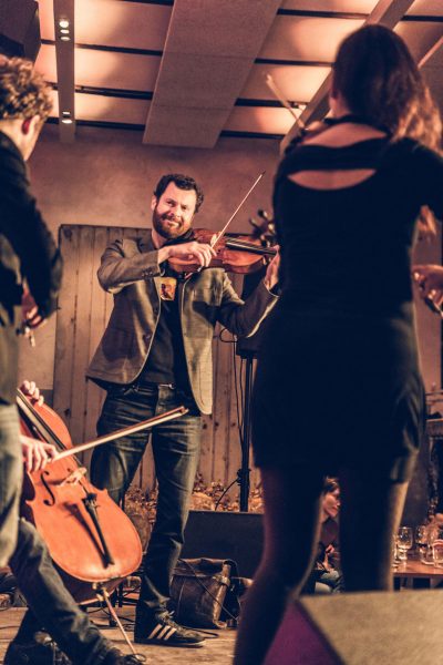 Feuerbach Quartett - Gruppenfoto beim spielen